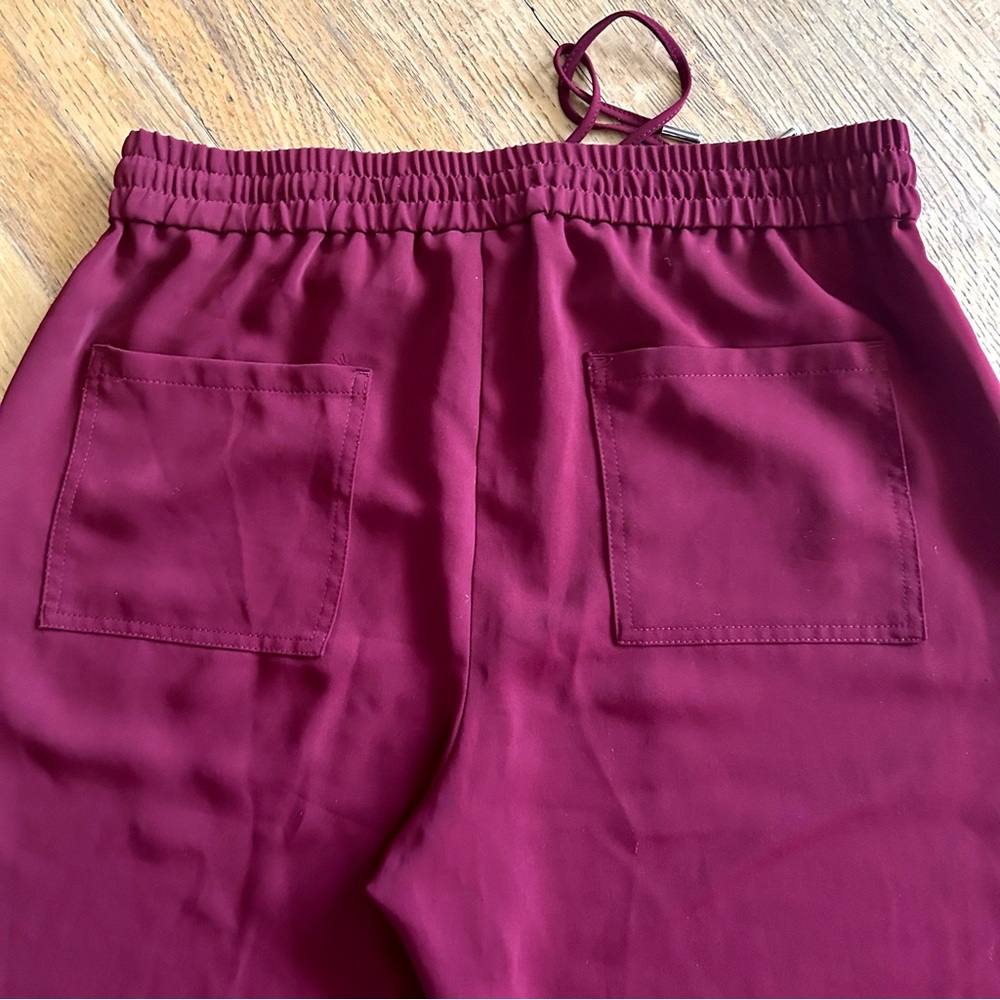 Ann Taylor Burgundy Wine Maroon Elastic Waist Pockets Dress Jogger Pants, size M - Picture 8 of 9